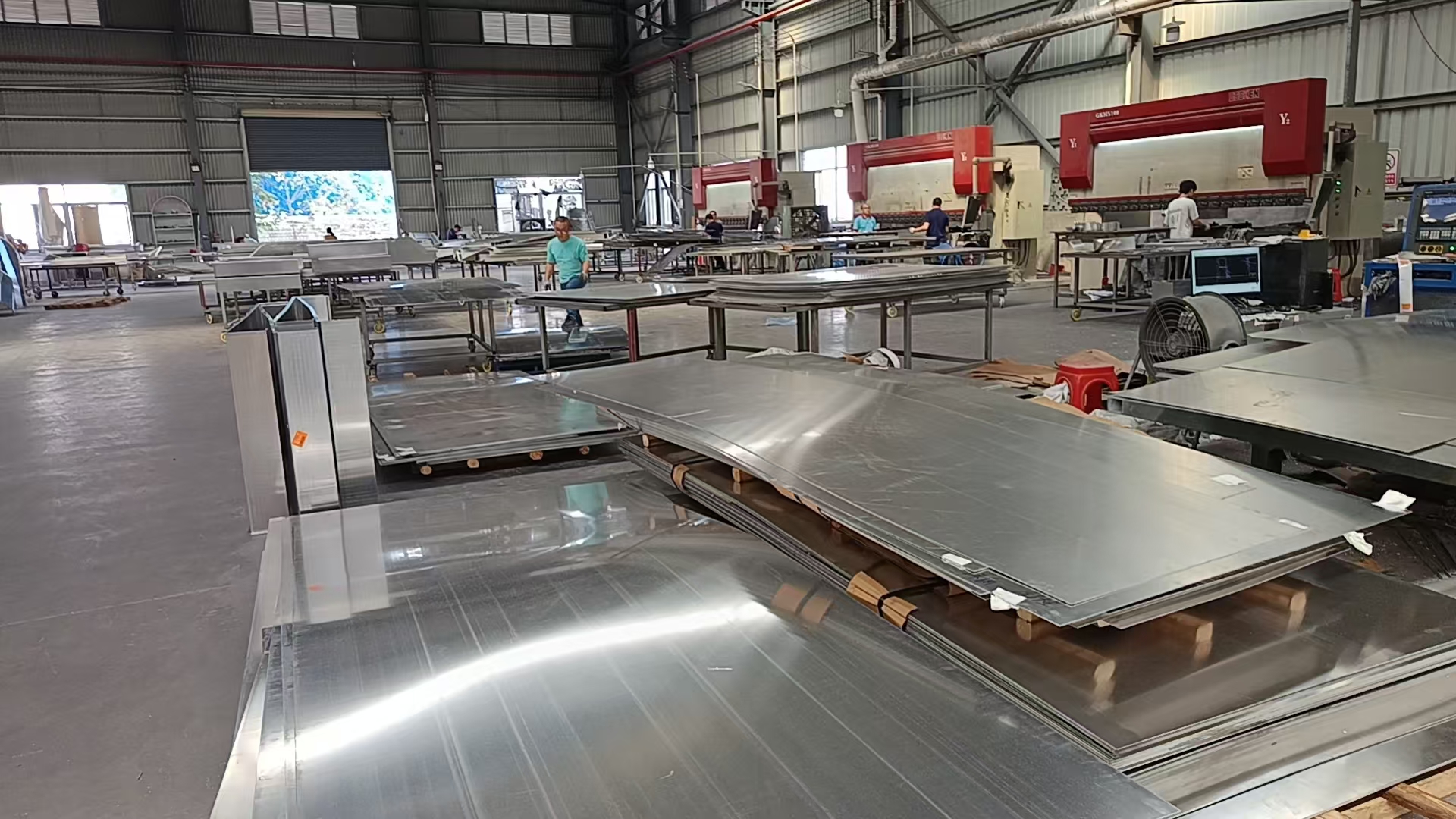 Pabrik pembuatan veneer aluminium profesional - ZhenGuang