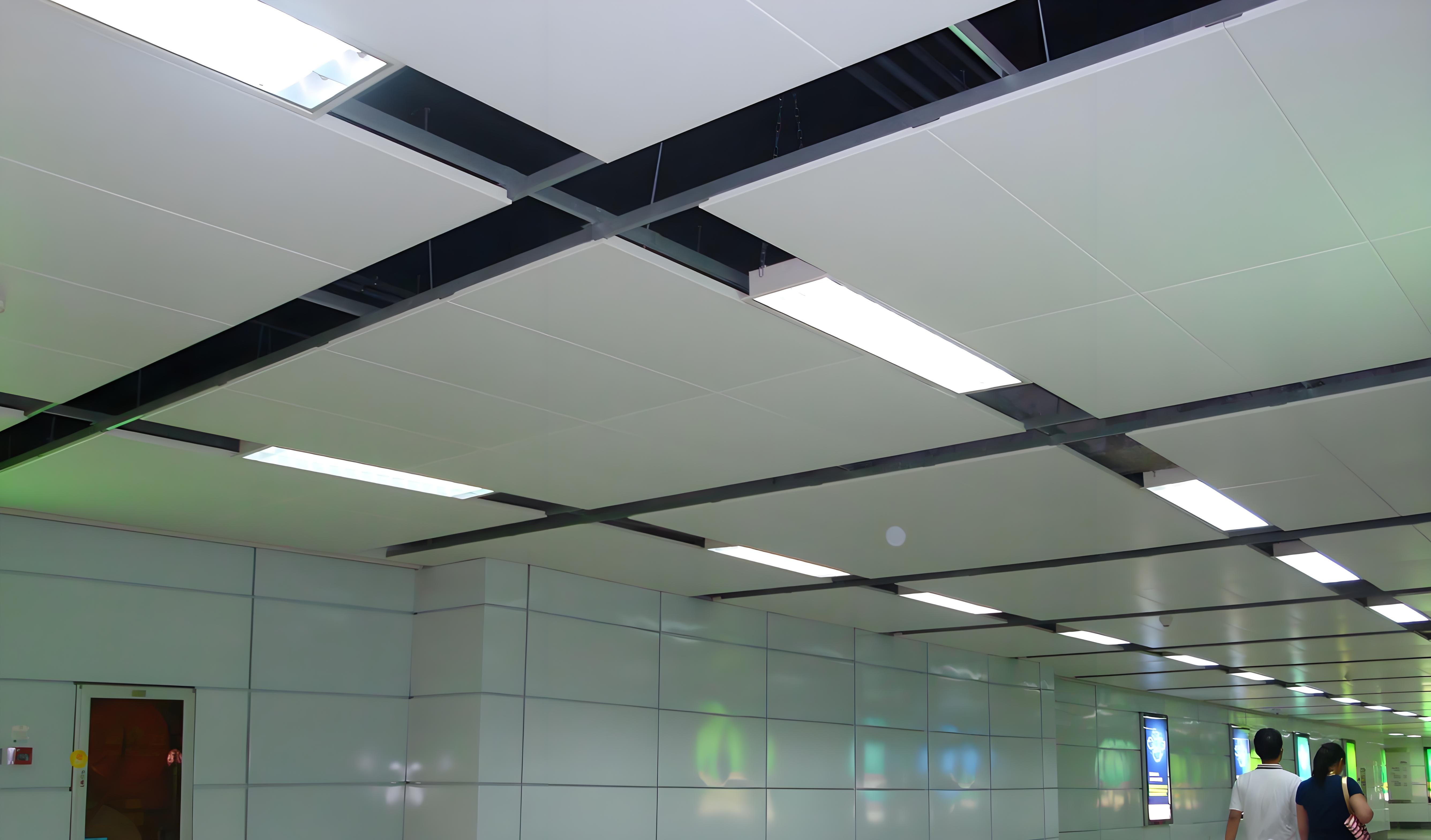 Bagaimana langit -langit veneer aluminium? Apa keuntungannya?